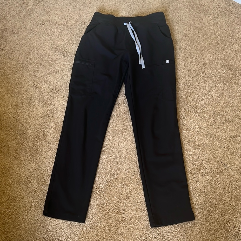Figs black scrub pants, size small